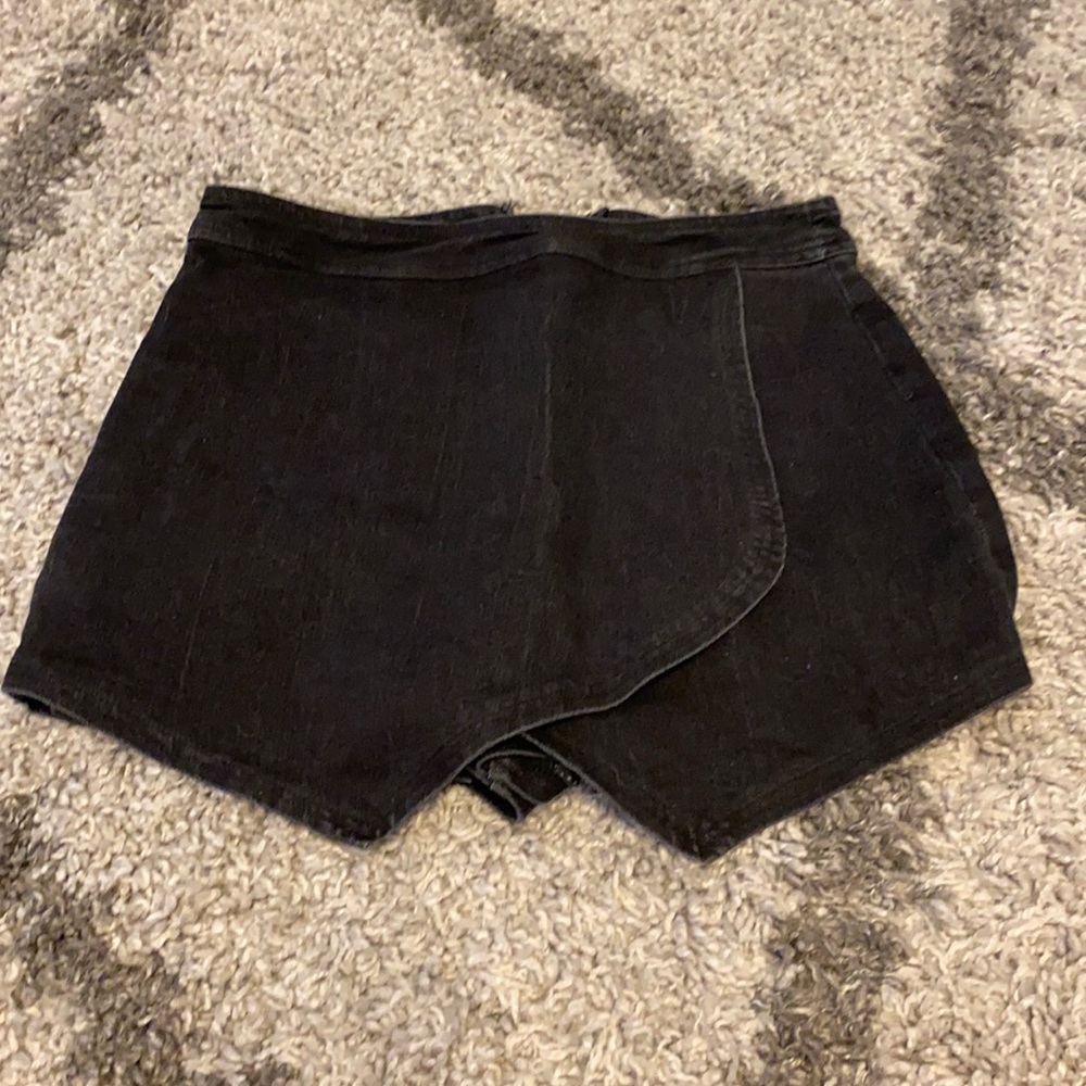 black skort
